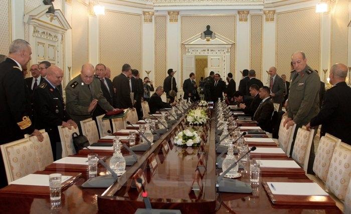 L’après Bardo : Armée – Garde nationale – Police : Plus de synergie et mieux de coordination L’après Bardo : Armée – Garde nationale – Police : Plus de synergie et mieux de coordination