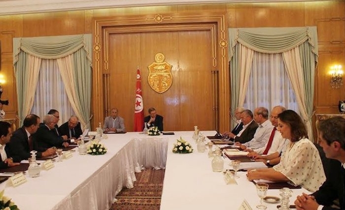 la réunion de la coalition au pouvoir : les élections municipales au 2e semestre 2016 