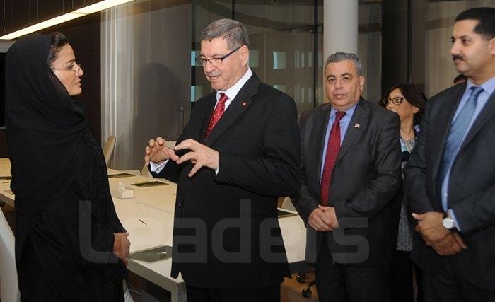Cheikha Mozah présente à Habib Essid la Fondation du Qatar, en prélude aux entretiens officiels Cheikha Mozah présente à Habib Essid la Fondation du Qatar, en prélude aux entretiens officiels