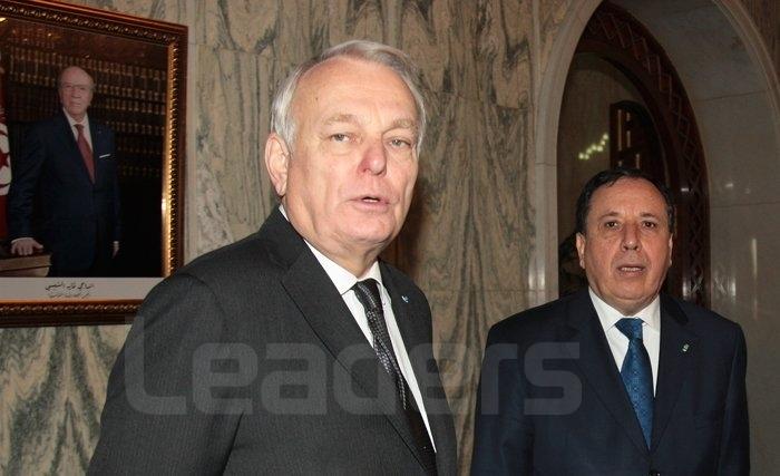 Tunis : Ayrault "porteur d'un message de soutien à la Tunisie» Tunis : Ayrault "porteur d'un message de soutien à la Tunisie»
