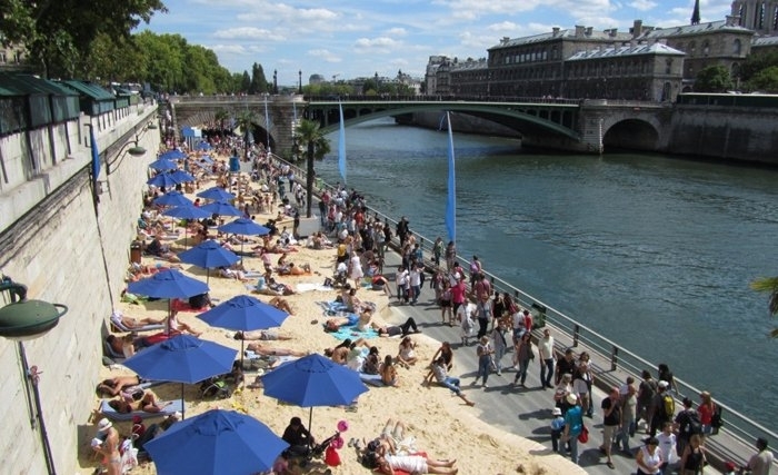 Paris plage : «Quai jasmin»