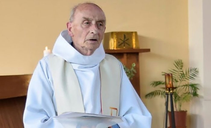 Au lendemain de l'assassinat d'un prêtre par daech en France :Les dirigeants appellent à la cohésion nationale