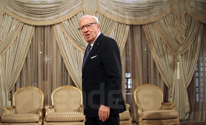 Caïd Essebsi reçoit les lettres de créance de nouveaux ambassadeurs nouvellement accrédités à Tunis