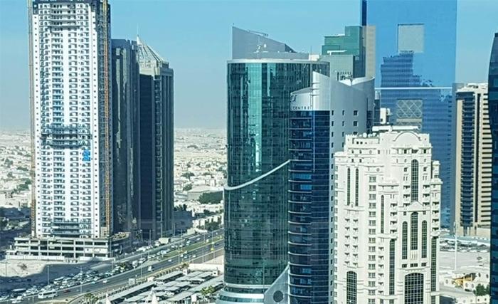 Bons baisers de Doha : Bons baisers de Doha :