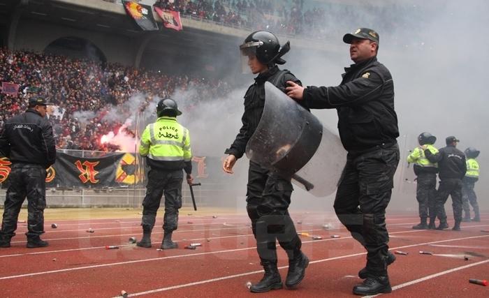 Violences dans les stades : qu'attendons-nous pour nous inspirer des Anglais ?