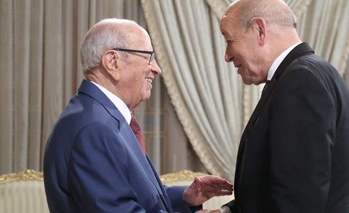 Exclusif - Tout sur la visite de Jean-Yves Le Drian et son tête-à-tête avec Béji Caïd Essebsi Exclusif - Tout sur la visite de Jean-Yves Le Drian et son tête-à-tête avec Béji Caïd Essebsi