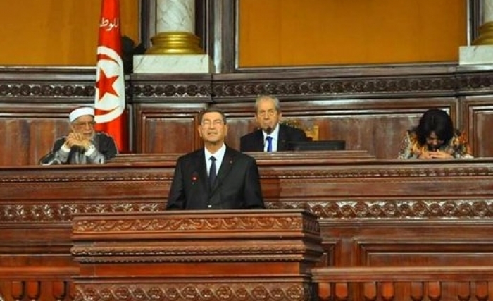 Le nouveau gouvernement obtient un vote de confiance à une large majorité Le nouveau gouvernement obtient un vote de confiance à une large majorité