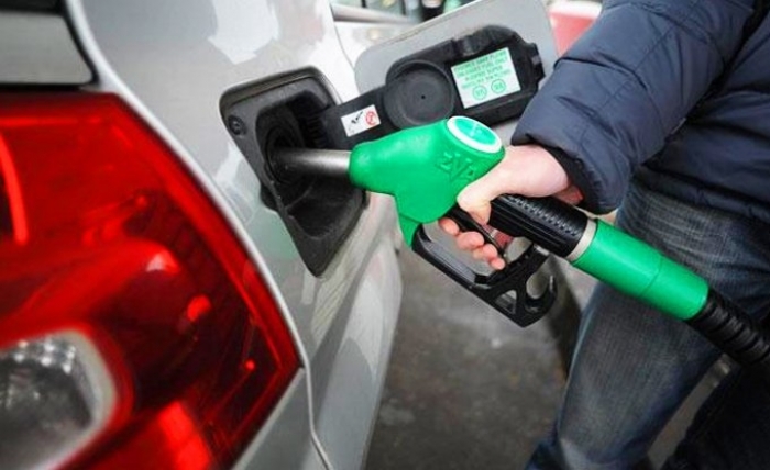 Pourquoi la baisse du prix du pétrole n'a pas eu encore d'incidences sur notre balance commerciale , Pourquoi la baisse du prix du pétrole n'a pas eu encore d'incidences sur notre balance commerciale ,