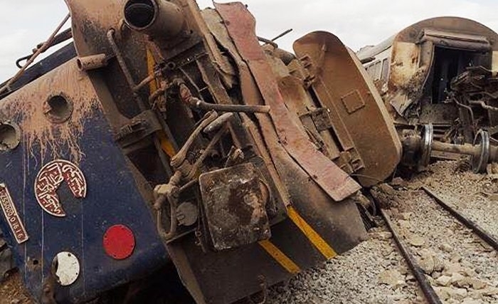 Catastrophe ferroviaire à un passage à niveau non gardé au Fahs : 17 morts et 70 blessés Catastrophe ferroviaire à un passage à niveau non gardé au Fahs : 17 morts et 70 blessés