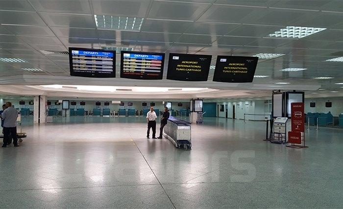 Un spectacle désolant : L’aéroport de Tunis-Carthage quasi-vide cet après-midi Un spectacle désolant : L’aéroport de Tunis-Carthage quasi-vide cet après-midi