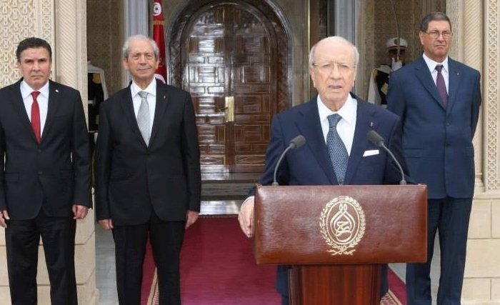 Le président de la République décréte l'état d'urgence Le président de la République décréte l'état d'urgence