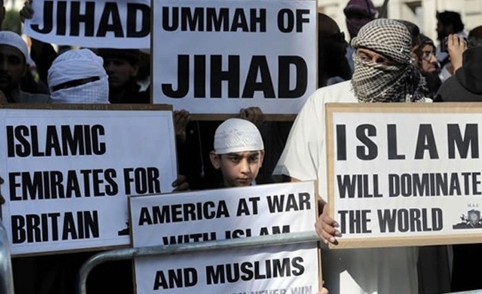 David Cameron déclare la guerre contre l’islamisme radical David Cameron déclare la guerre contre l’islamisme radical