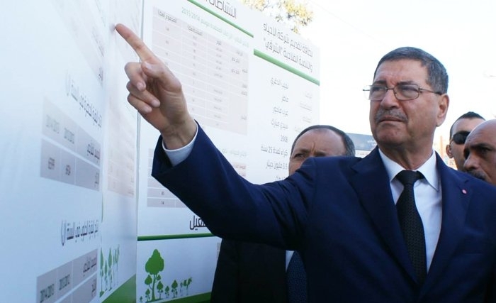 Habib Essid, ce mercredi à Sidi Bouzid, avant de se rendre à Alger et Madrid Habib Essid, ce mercredi à Sidi Bouzid, avant de se rendre à Alger et Madrid