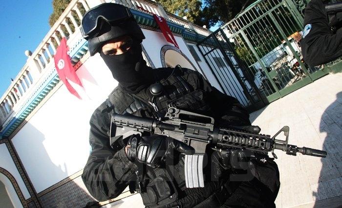 La Garde présidentielle après l'attentat de Tunis : Le deuil, dans la dignité et la détermination La Garde présidentielle après l'attentat de Tunis : Le deuil, dans la dignité et la détermination