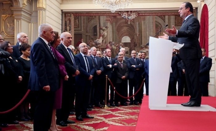 Les membres du Quartet décorés par François Hollande des insignes de Commandeur de la Légion d'Honneur Les membres du Quartet décorés par François Hollande des insignes de Commandeur de la Légion d'Honneur