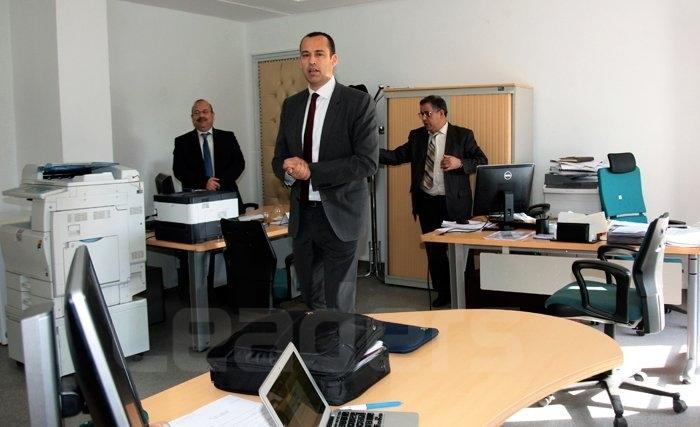 Yassine Brahim cède son bureau de ministre... à ses conseillers Yassine Brahim cède son bureau de ministre... à ses conseillers