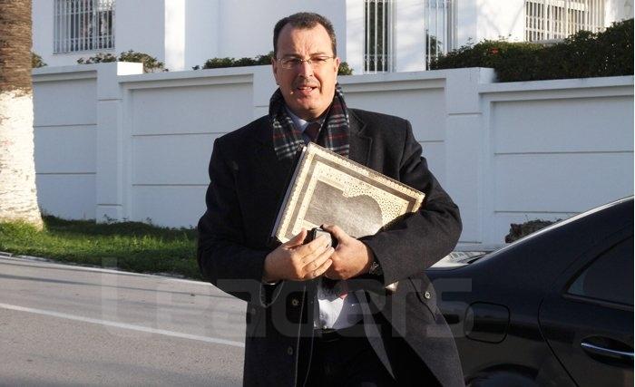 Pourquoi le ministre Maher Ben Dhia a claqué la porte du parti de Slim Riahi Pourquoi le ministre Maher Ben Dhia a claqué la porte du parti de Slim Riahi