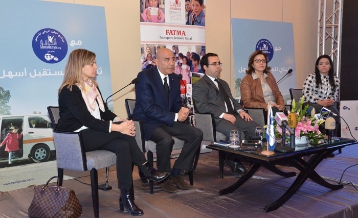 Tunisie Télécom et Almadanya mènent le combat du transport rural scolaire Tunisie Télécom et Almadanya mènent le combat du transport rural scolaire