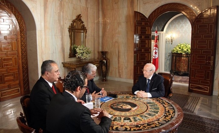 Béji Caïd Essebsi sur 3 stations de radio : ce n'était pas sa meilleure interview Béji Caïd Essebsi sur 3 stations de radio : ce n'était pas sa meilleure interview