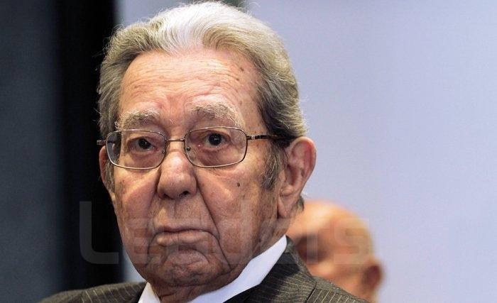 Mansour Moalla: Les dix «commandements» Mansour Moalla: Les dix «commandements»