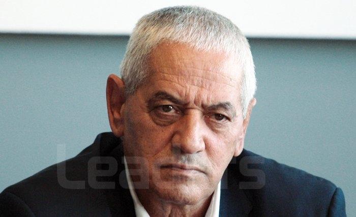 Houcine Abassi critique le gouvernement mais défend son chef Houcine Abassi critique le gouvernement mais défend son chef