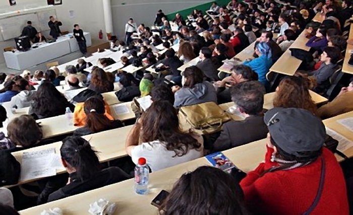 A propos de l’enseignement supérieur et de ses exigences actuelles A propos de l’enseignement supérieur et de ses exigences actuelles