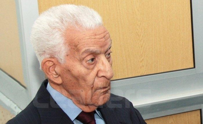Un témoignage de l’ambassadeur Ahmed Ghezal : Les débuts du Ministère des Affaires Etrangères Un témoignage de l’ambassadeur Ahmed Ghezal : Les débuts du Ministère des Affaires Etrangères