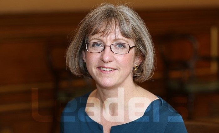 Qui est Louise De Sousa, nouvel ambassadeur du Royaume Uni à Tunis Qui est Louise De Sousa, nouvel ambassadeur du Royaume Uni à Tunis