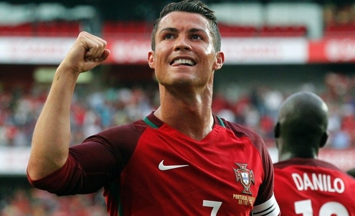 Ronaldo: héros grec Ronaldo: héros grec