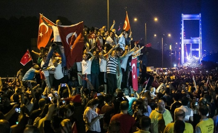 Turquie : la tentative de coup d'Etat divise les députés Turquie : la tentative de coup d'Etat divise les députés