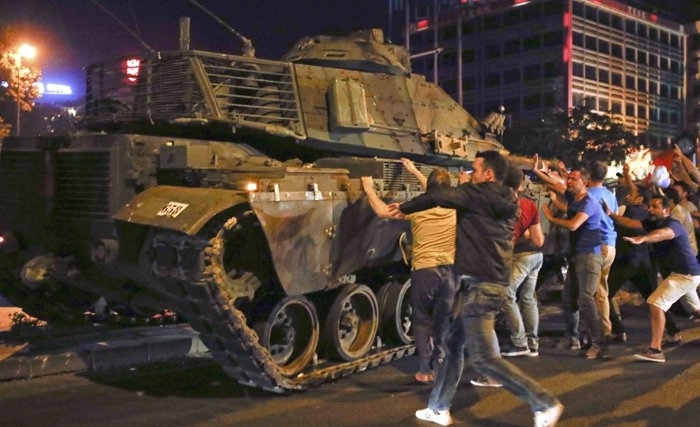 Orages en Turquie, dérapages de nos islamistes