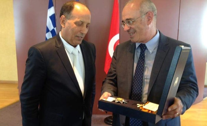 Un geste significatif de la Grèce : La plus haute décoration décernée à l’ambassadeur de Tunisie Un geste significatif de la Grèce : La plus haute décoration décernée à l’ambassadeur de Tunisie