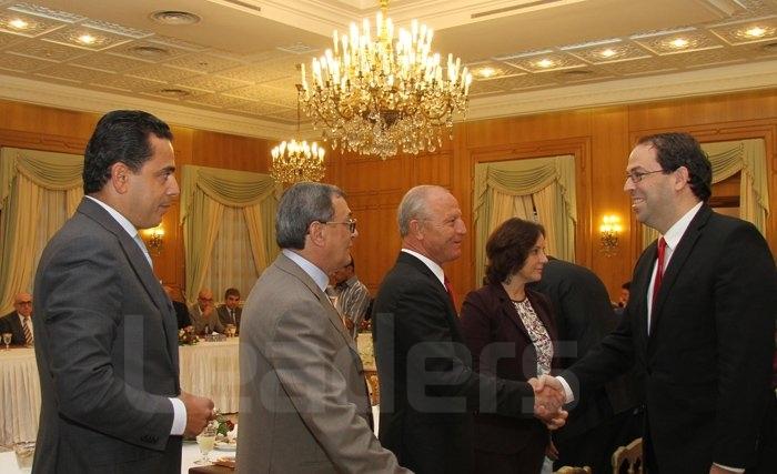 Ce que les capitaines d'industrie ont demandé à Youssef Chahed: Stabilisation et paix sociale (Album Photos) Ce que les capitaines d'industrie ont demandé à Youssef Chahed: Stabilisation et paix sociale (Album Photos)