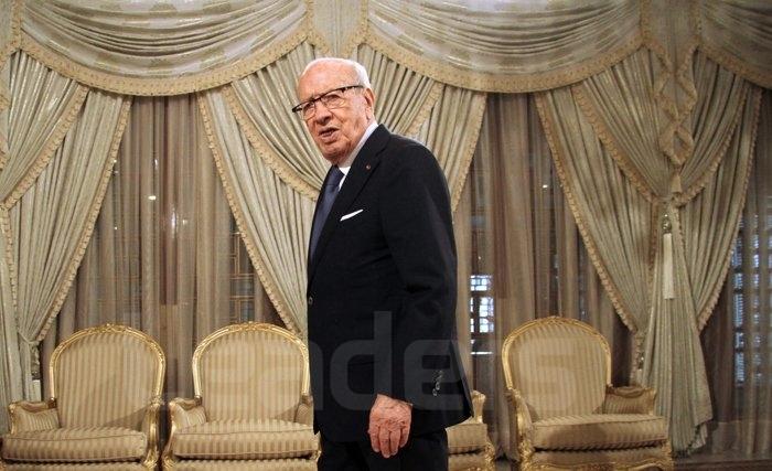 Caïd Essebsi reçoit les lettres de créance de nouveaux ambassadeurs nouvellement accrédités à Tunis Caïd Essebsi reçoit les lettres de créance de nouveaux ambassadeurs nouvellement accrédités à Tunis