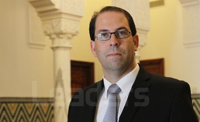 Chahed : possibilité de payer les augmentations de salaires en 2018 si... Chahed : possibilité de payer les augmentations de salaires en 2018 si...