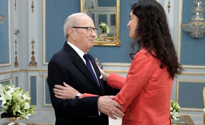 Nouran Houas chez Béji Caïd Essebsi : Une forte émotion bien partagée Nouran Houas chez Béji Caïd Essebsi : Une forte émotion bien partagée