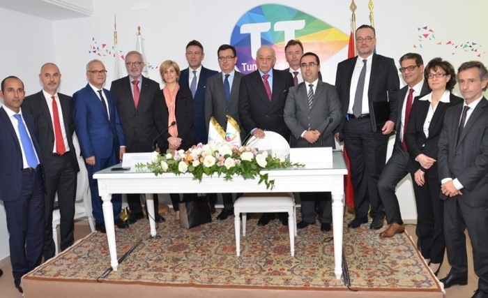 La BEI accorde un crédit de 100 millions d’Euros à Tunisie Telecom pour renforcer  ses  réseaux