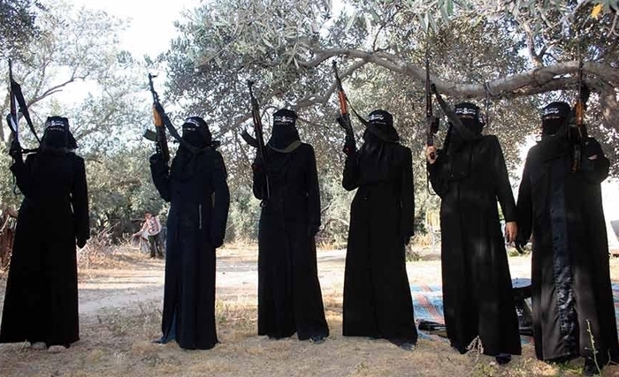 Une étude sur les Tunisiennes qui ont rejoint les groupes terroristes : leur nombre, leur âge, leurs motivations Une étude sur les Tunisiennes qui ont rejoint les groupes terroristes : leur nombre, leur âge, leurs motivations