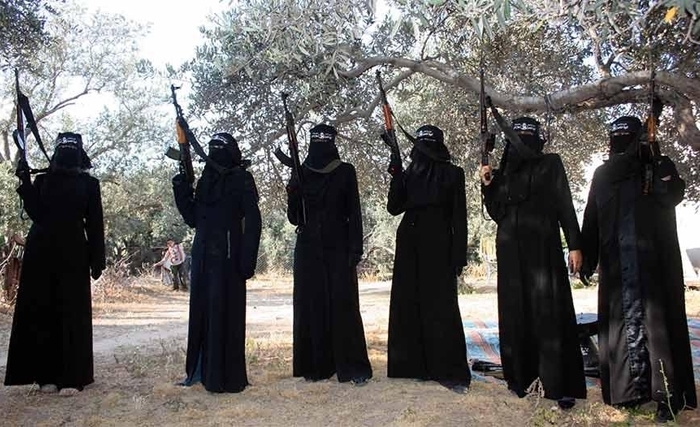 Femmes jihadistes : actrices à part entière ou simples victimes ? Femmes jihadistes : actrices à part entière ou simples victimes ?