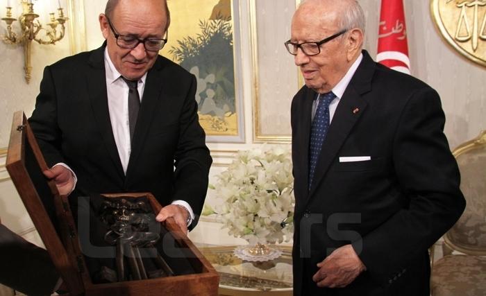 Tunisie – France : La symbolique de la restitution des clefs de la ville de Sfax (Album Photos)