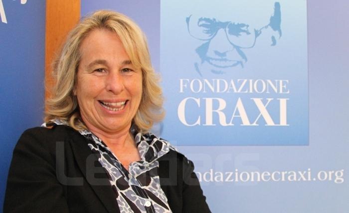 Stefania Craxi, Silvio Berlusconi et 50 personnalités italiennes lancent un appel de soutien à la Tunisie Stefania Craxi, Silvio Berlusconi et 50 personnalités italiennes lancent un appel de soutien à la Tunisie