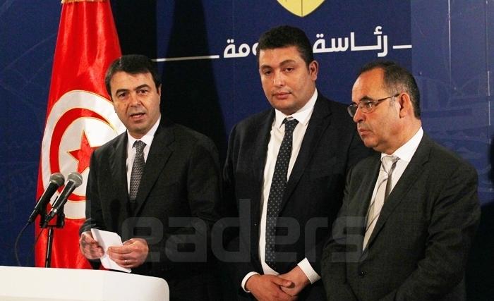  Malversations : Trois ministres en conférence de presse ... pour rien 