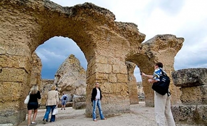 Londres lève toute restriction sur les voyages de ses ressortissants en Tunisie Londres lève toute restriction sur les voyages de ses ressortissants en Tunisie