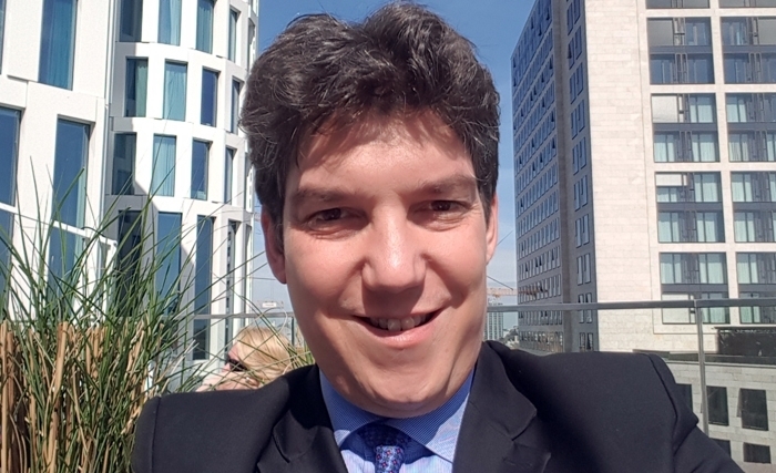 Pour l’élaboration d’un Livre Blanc sur la Défense et la Sécurité nationales tunisiennes Pour l’élaboration d’un Livre Blanc sur la Défense et la Sécurité nationales tunisiennes
