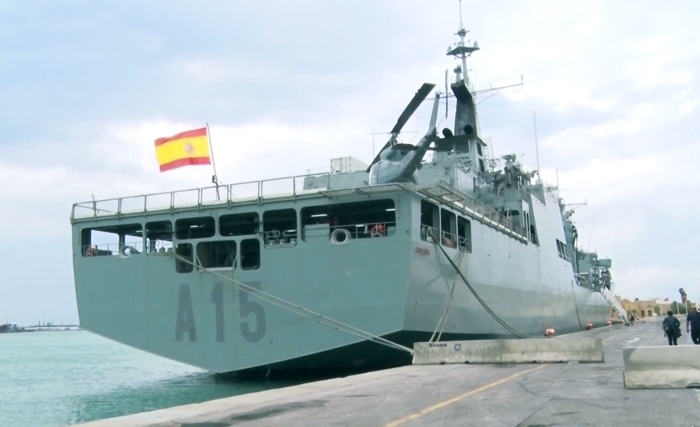 Lutte contre le trafic de migrants en Méditerranée: Le navire ravitailleur Cantabria de l'Opération Sophia en Tunisie Lutte contre le trafic de migrants en Méditerranée: Le navire ravitailleur Cantabria de l'Opération Sophia en Tunisie