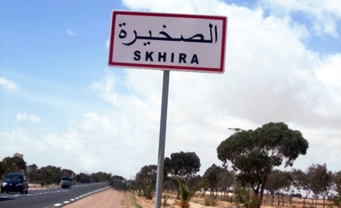Levée par la force publique d'un sit in à la Skhira Levée par la force publique d'un sit in à la Skhira
