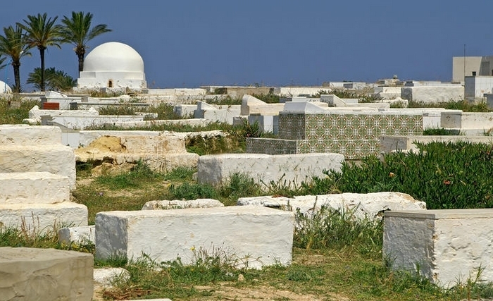 Quand la municipalité de Hammam Sousse discrimine les morts selon leur origine Quand la municipalité de Hammam Sousse discrimine les morts selon leur origine