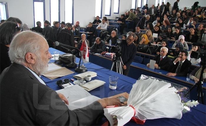 Pourquoi Hichem Djaiët a refusé de parler du devenir de la révolution tunisienne Pourquoi Hichem Djaiët a refusé de parler du devenir de la révolution tunisienne