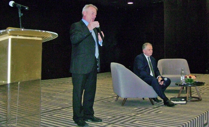 Chris Skinner : La finance 2.0 arrive en Tunisie Chris Skinner : La finance 2.0 arrive en Tunisie