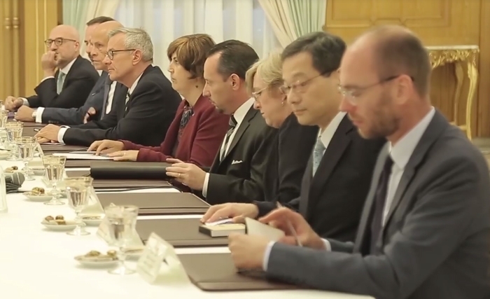 Les ambassadeurs des pays du G7 à Tunis proposent à Youssef Chahed un mécanisme de coordination Les ambassadeurs des pays du G7 à Tunis proposent à Youssef Chahed un mécanisme de coordination